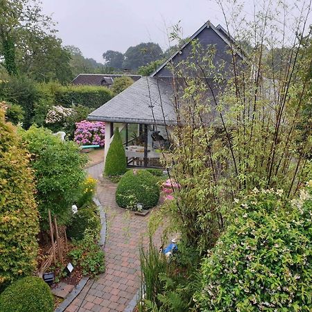 Hotel Au p'tit jardin à Saint-Sylvestre-de-Cormeilles Extérieur photo